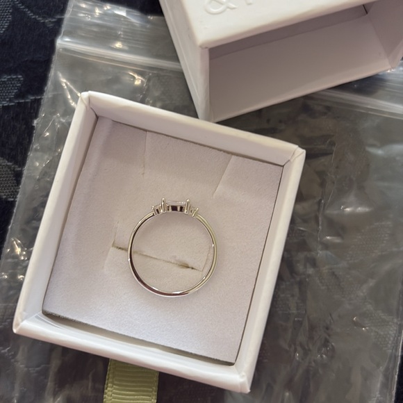 Olive & Piper Maeve ring - Picture 3 of 4